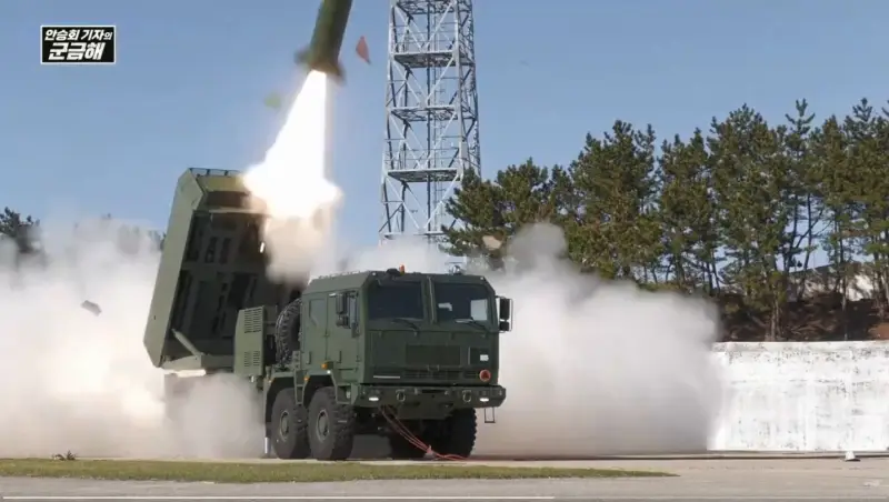Корейская Hanwa представила баллистическую ракету для польской армии