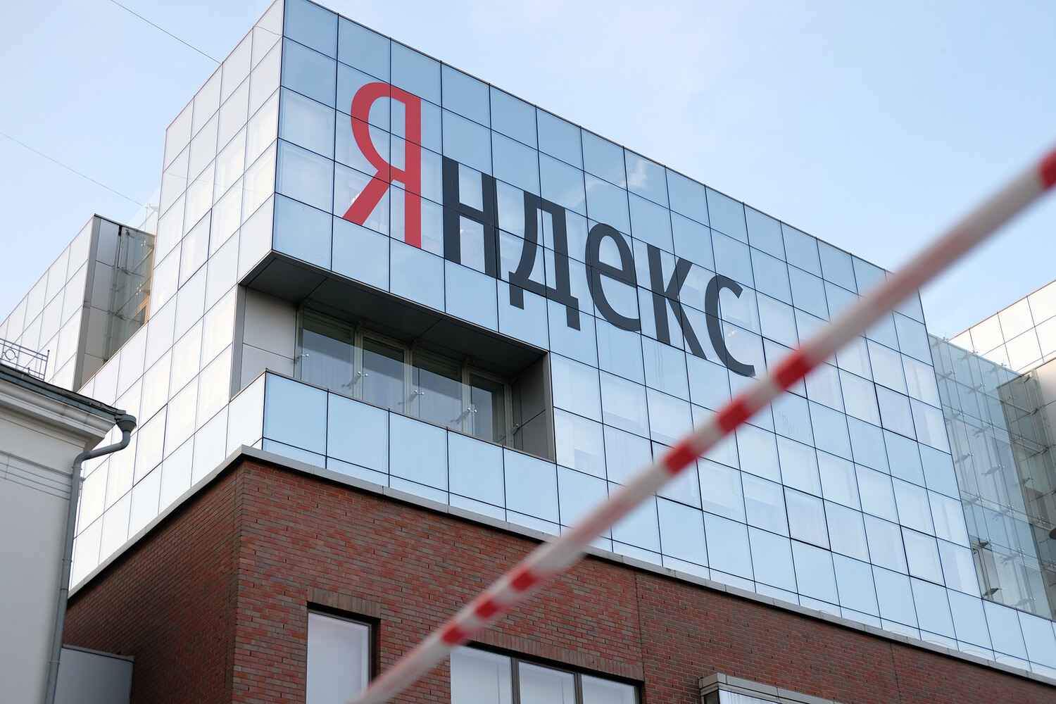 Яндекс натренировала нейросети на защиту интернет-пользователей от мошенников